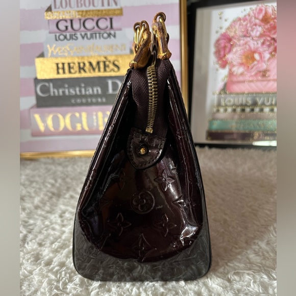 Louis Vuitton Vernis Brea GM Amarante - Picture 5 of 16